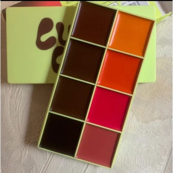 Made by Mitchell Curve Case Cream Palette in Deep Blush Bronzer Contour BNIB